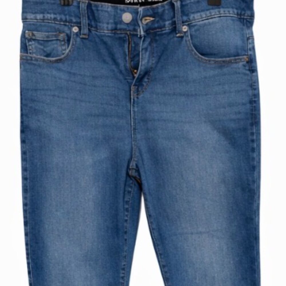 Torrid Bombshell Skinny Jeans Size 18S Dark Wash 👖✨